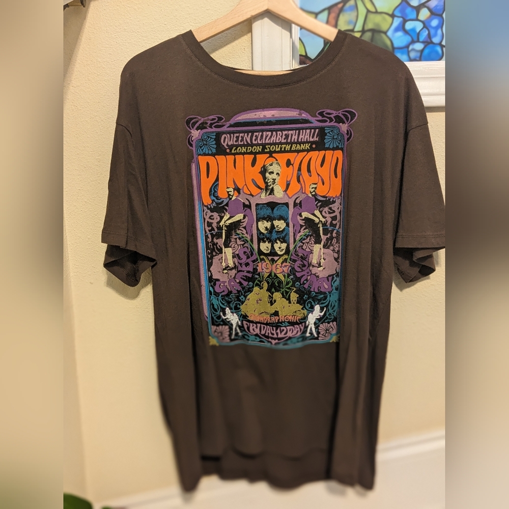 Pink Floyd band t-shirt women's large graphic tee